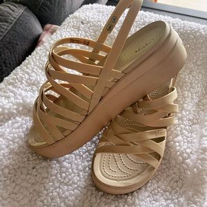 CROCS Platform Sandals